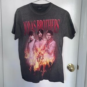 Jonas Brothers tee